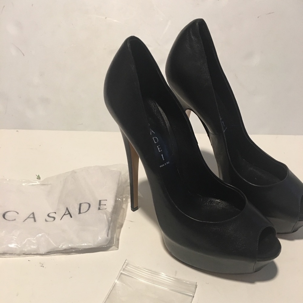 Cascadei platform stiletto pumps